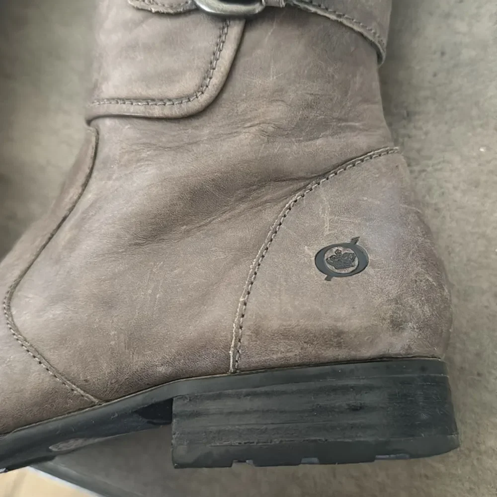 Born Women's Tall Knee High Ash Leather Boots Riding Boho Buckle Size 6.5 EUC